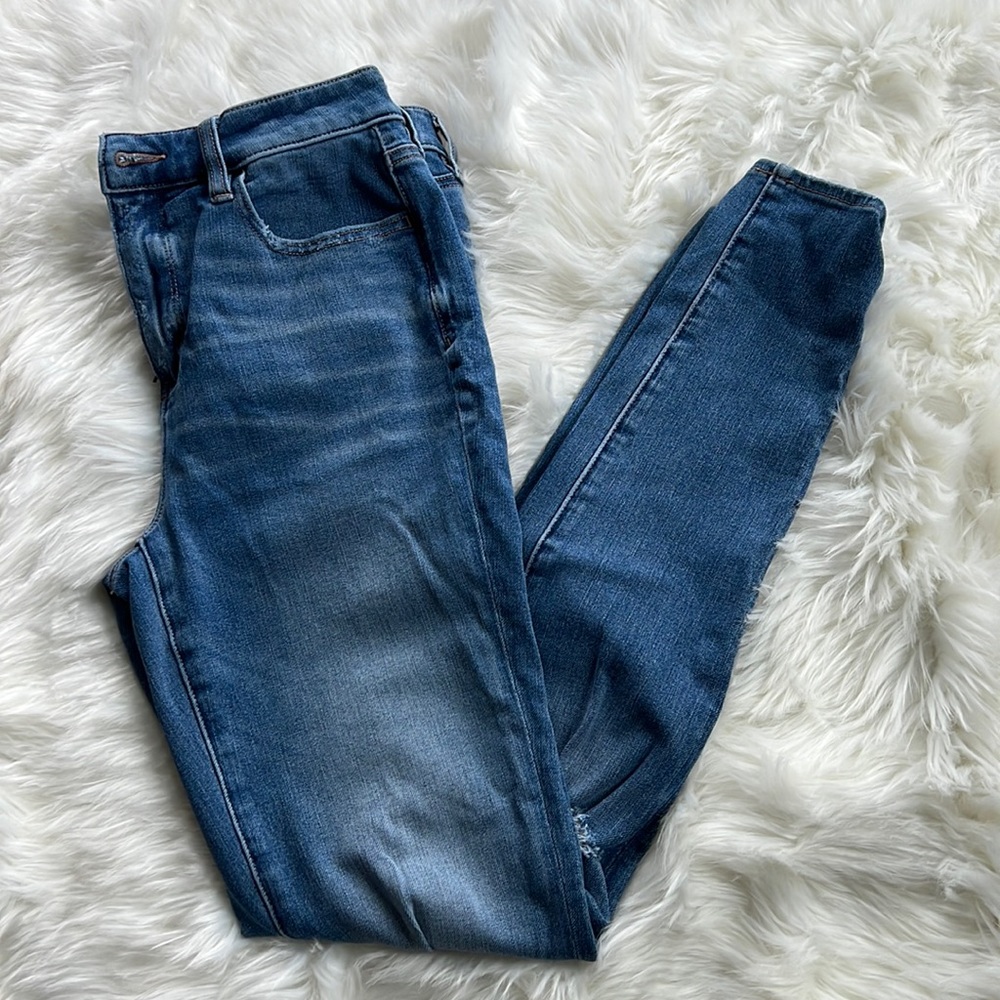American Eagle Destructed Knee Skinny Jeans Sz 8 XLong